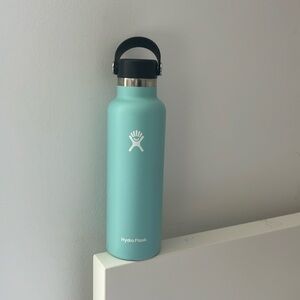 21 oz hydro flask color dew